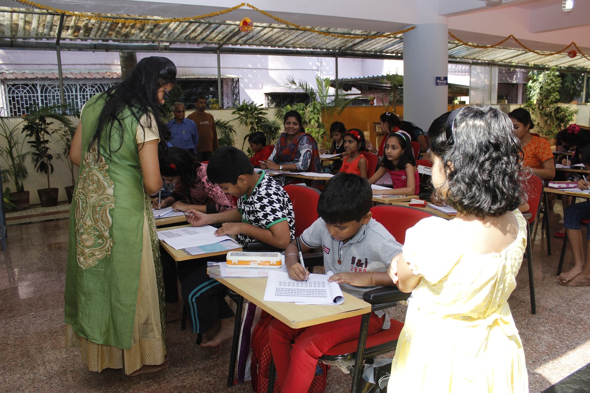 Calligraphy workshop in artfiesta